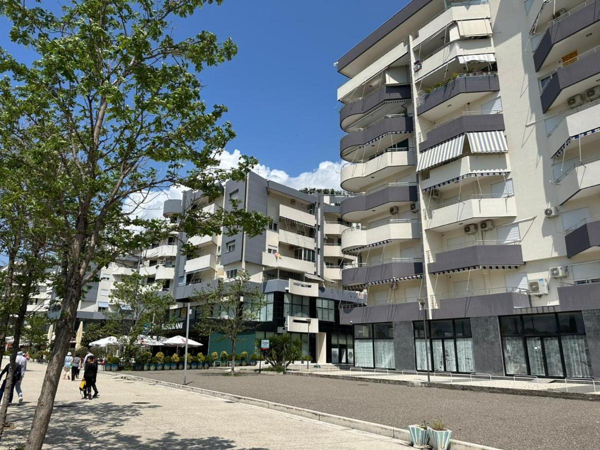 Siloria Apartments Vlore Ngoại thất bức ảnh