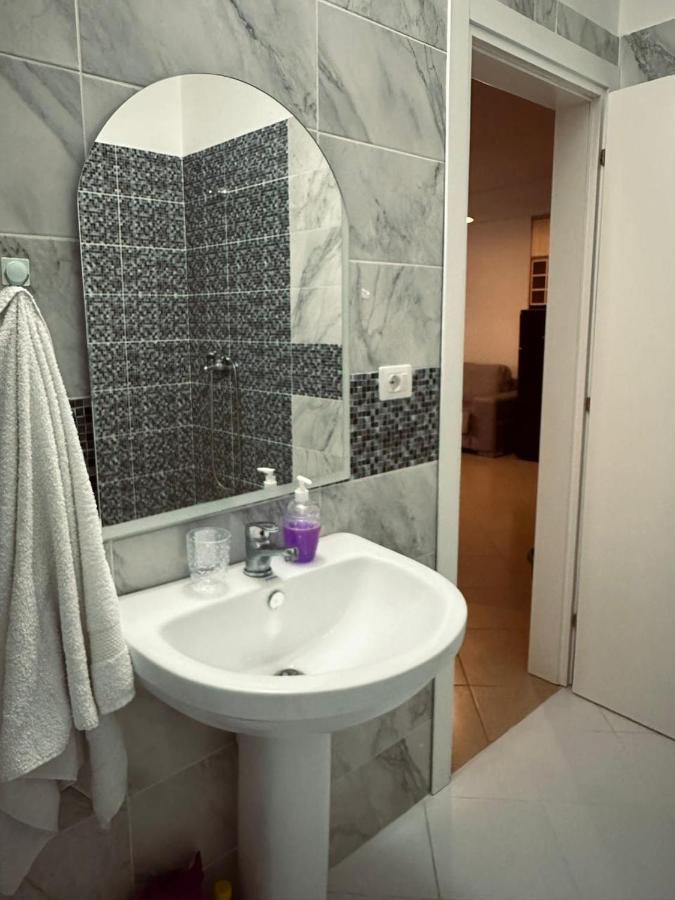 Siloria Apartments Vlore Ngoại thất bức ảnh