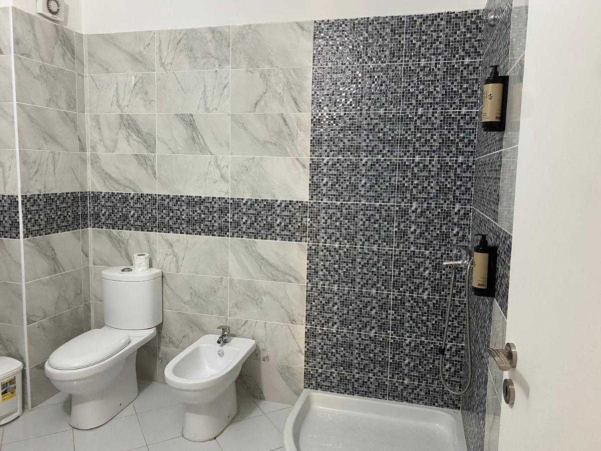Siloria Apartments Vlore Ngoại thất bức ảnh