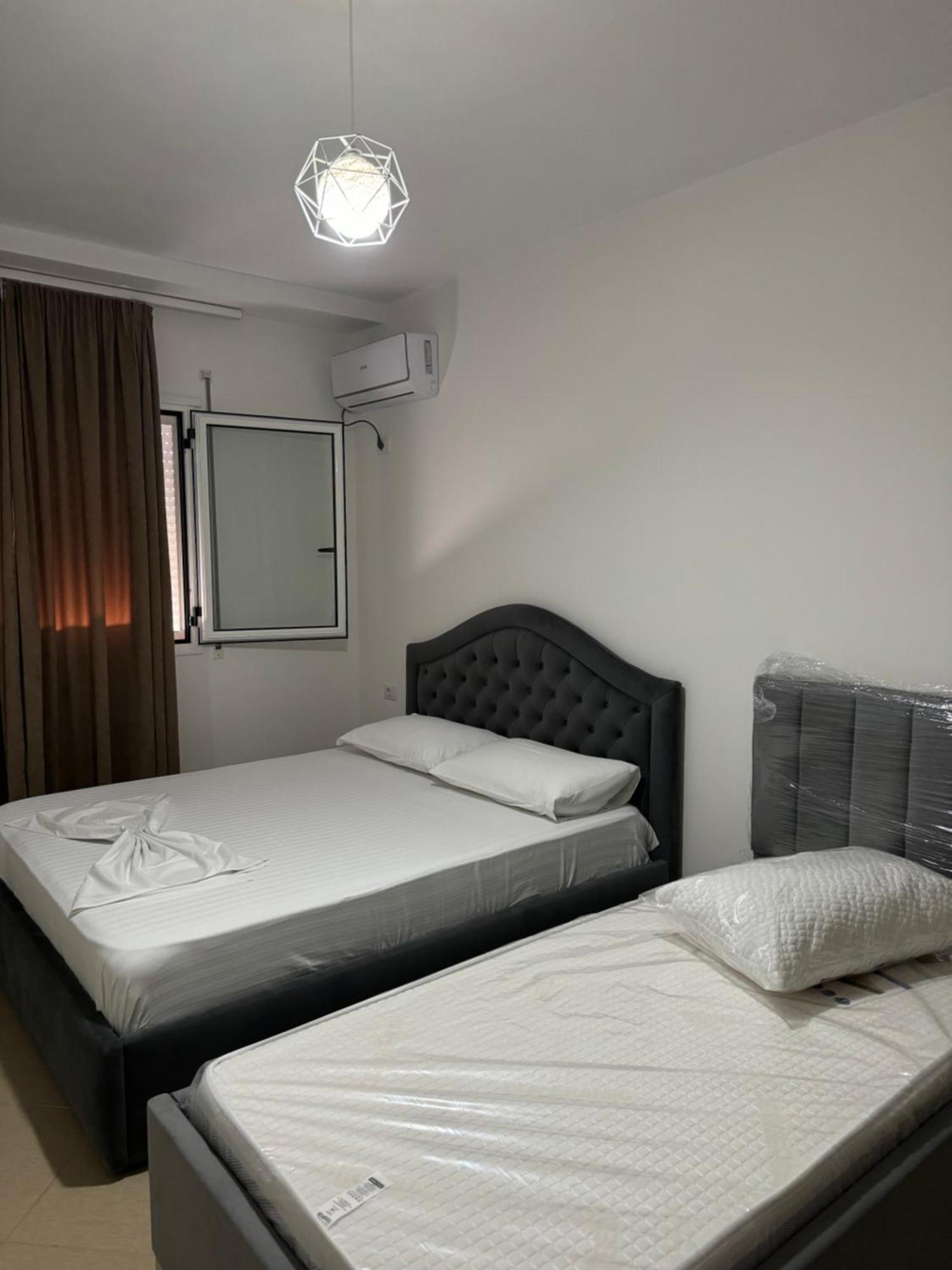Siloria Apartments Vlore Ngoại thất bức ảnh