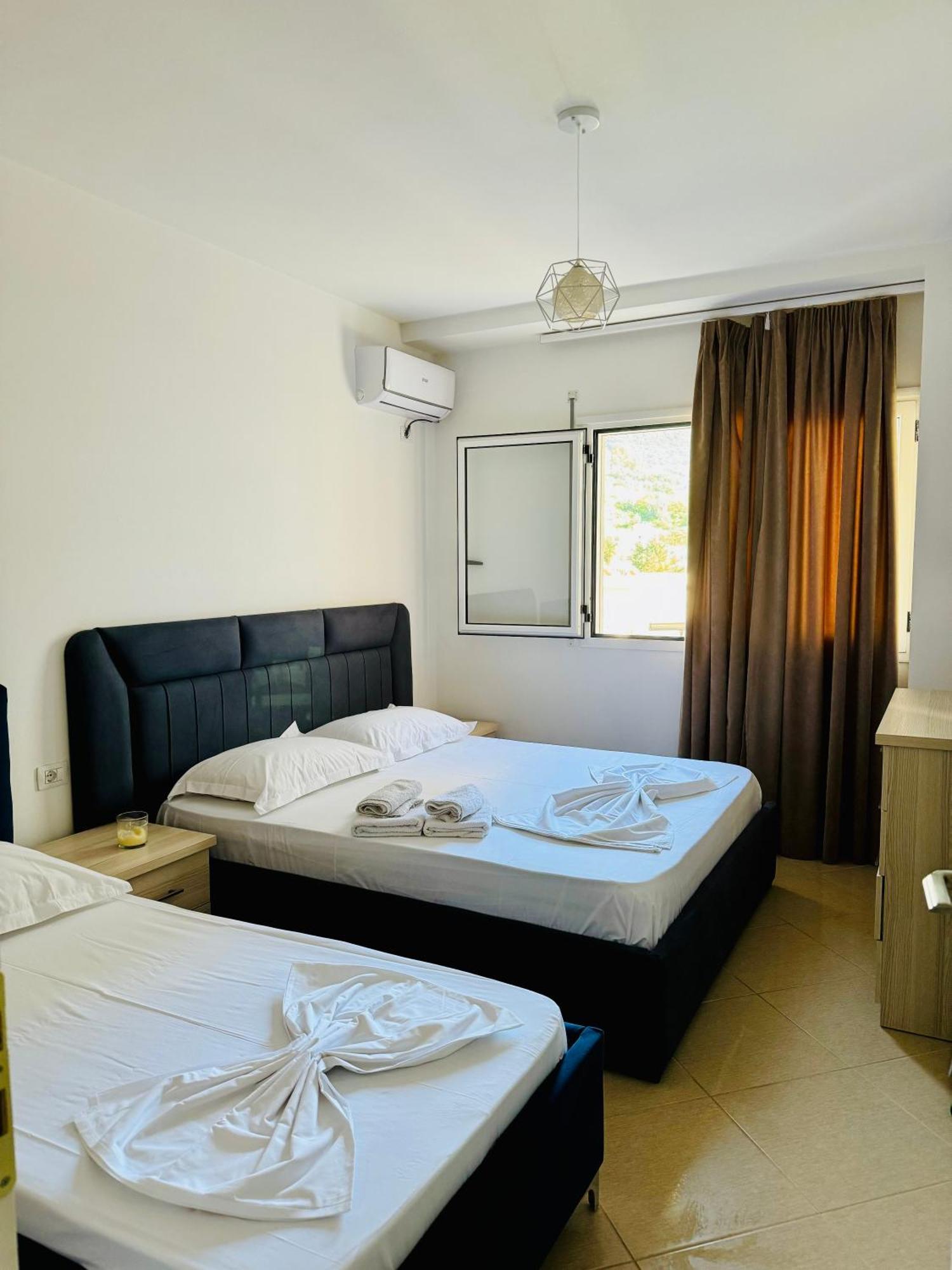Siloria Apartments Vlore Ngoại thất bức ảnh