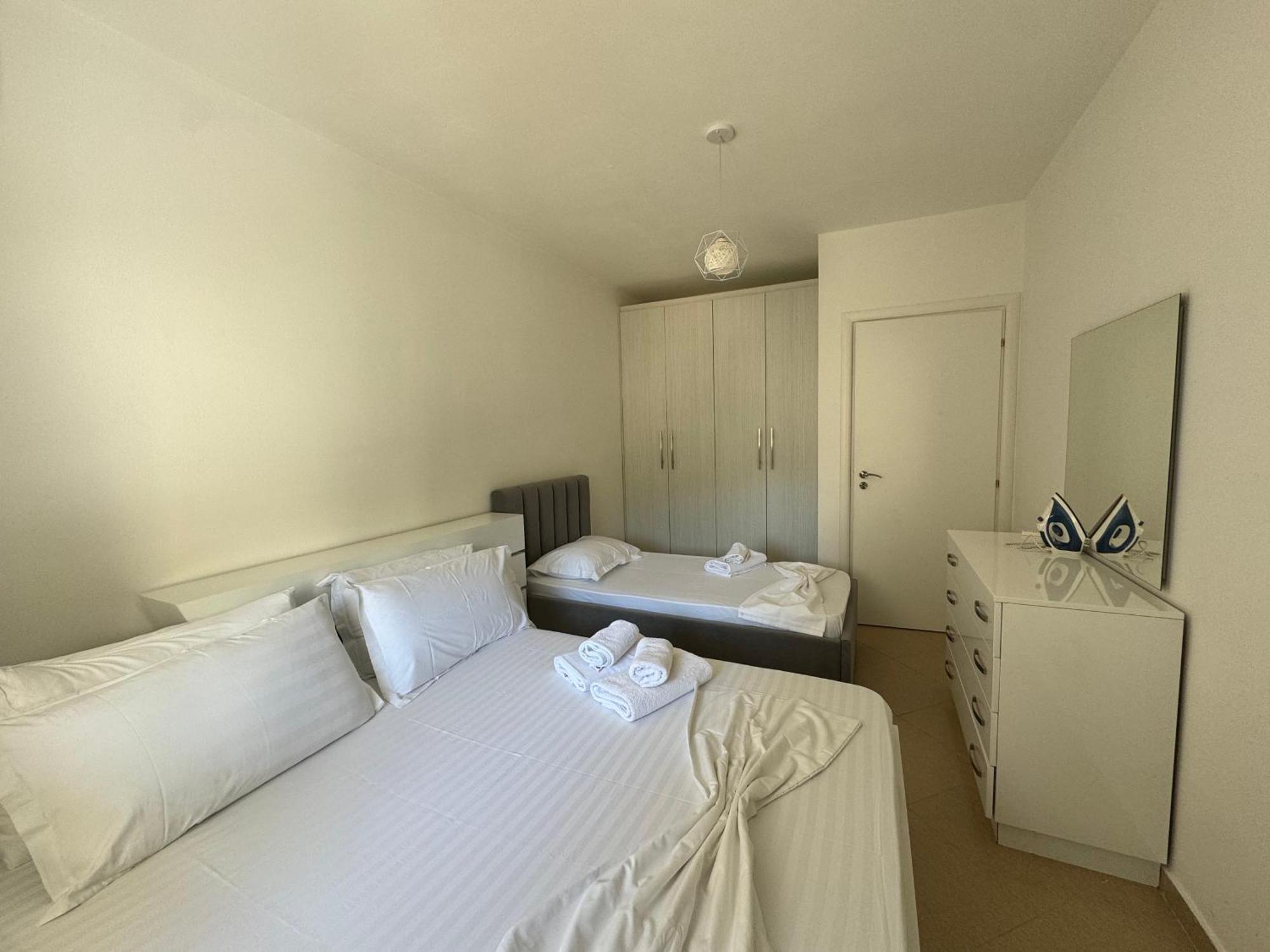 Siloria Apartments Vlore Ngoại thất bức ảnh