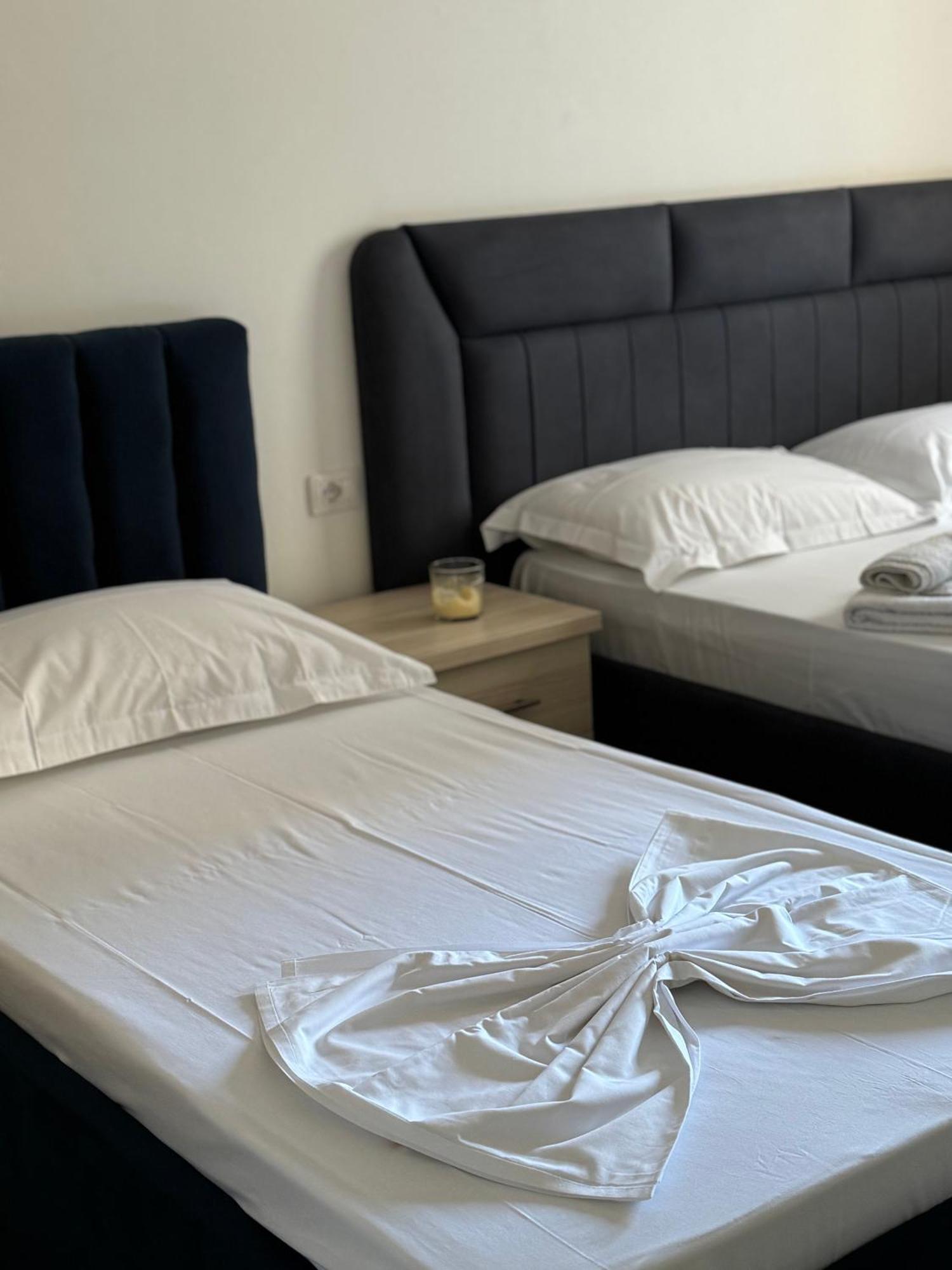 Siloria Apartments Vlore Ngoại thất bức ảnh